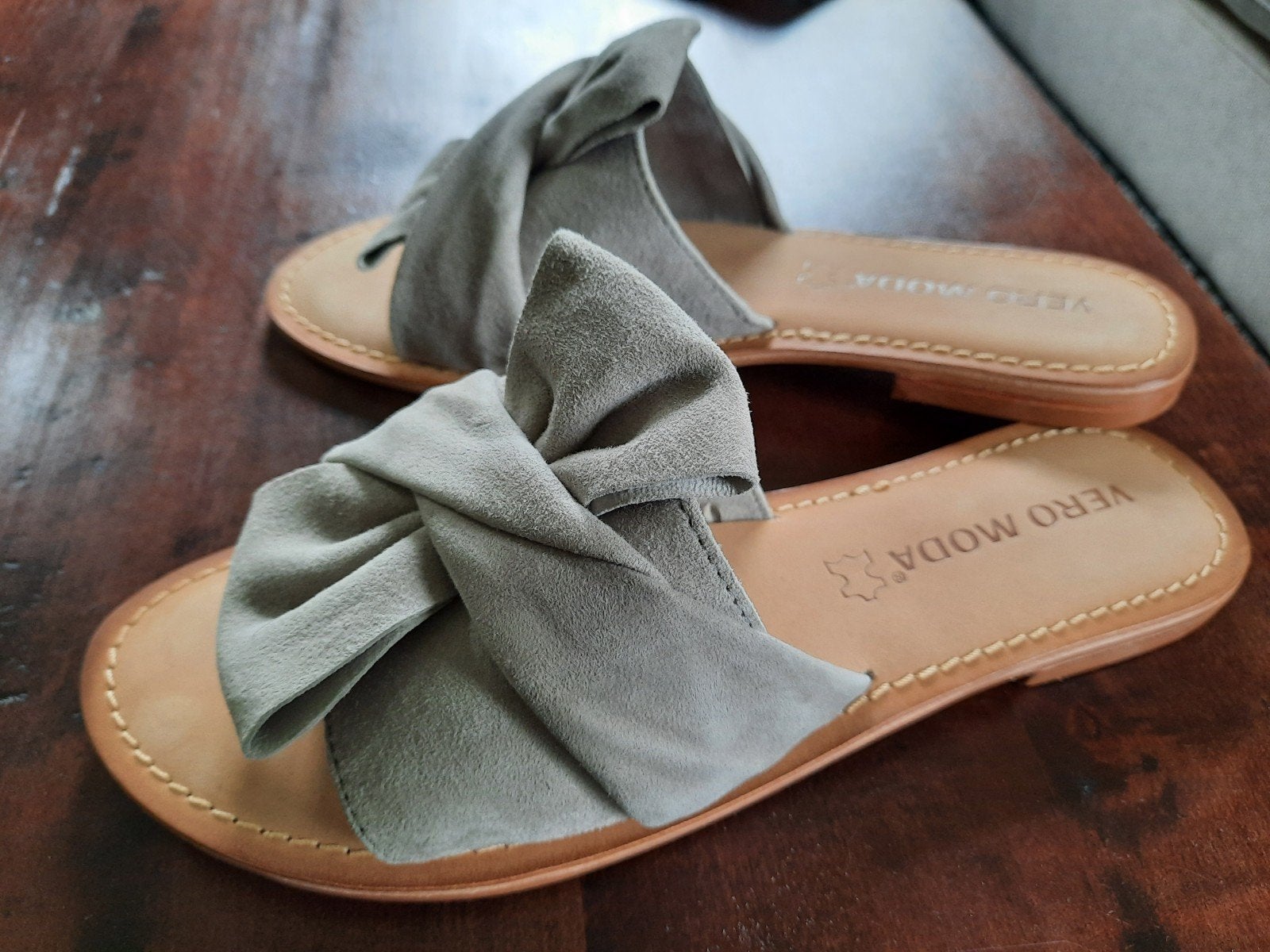 slippers nieuw, Antiek en Kunst, Antiek | Kleding en Textiel, Ophalen of Verzenden