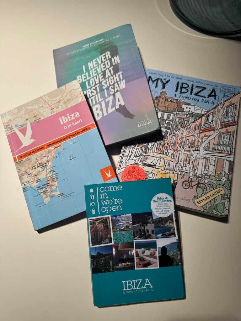 Boekenpakket Ibiza, Boeken, Ophalen of Verzenden, Zo goed als nieuw