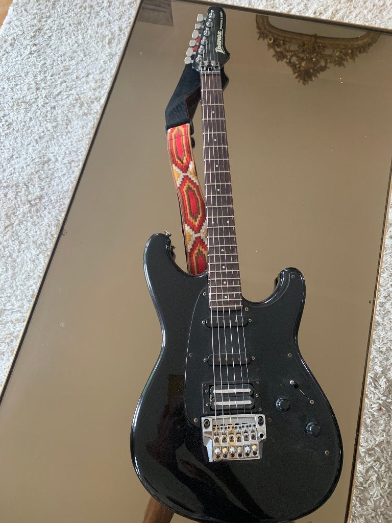Guitare électrique Ibanez Roadstar II, housse et ampli, Musique & Instruments, Instruments à corde | Guitares | Électriques, Ibanez