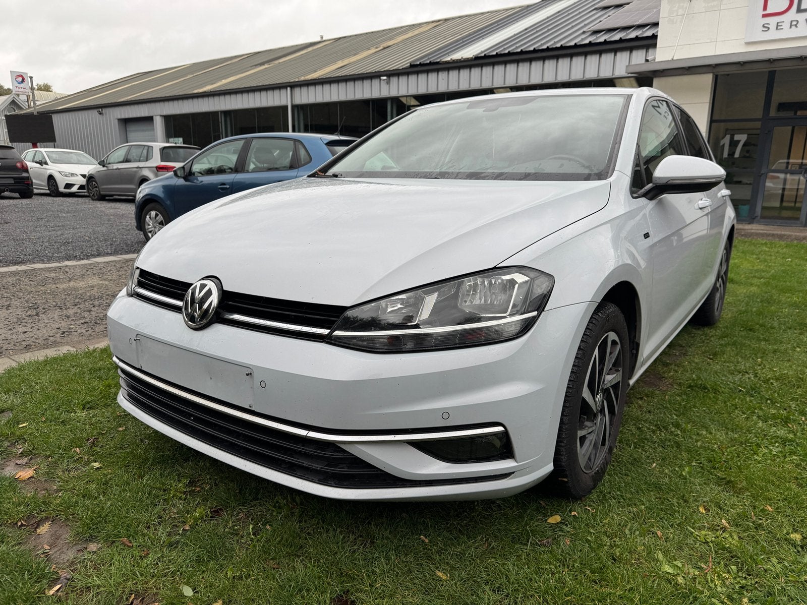 Volkswagen Golf 1.6tdi 115cv 01/19 298.000km, Autos, Euro 6, Entreprise, Boîte manuelle, Noir