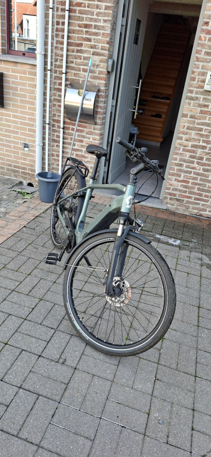 elektrische  fiets scott sub ative, Versnellingen, Zo goed als nieuw, Schijfrem, 53 tot 57 cm