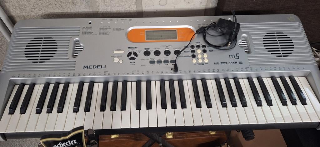 Medeli M5 keyboard, Muziek en Instrumenten, Keyboards, Ophalen, Medeli