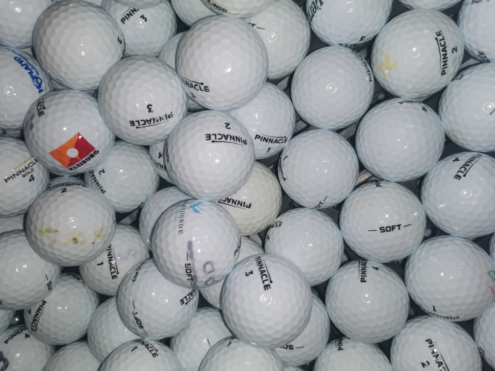 Pinnacle soft golfballen AAAA kwaliteit 100 stuks, Sport en Fitness, Ophalen of Verzenden