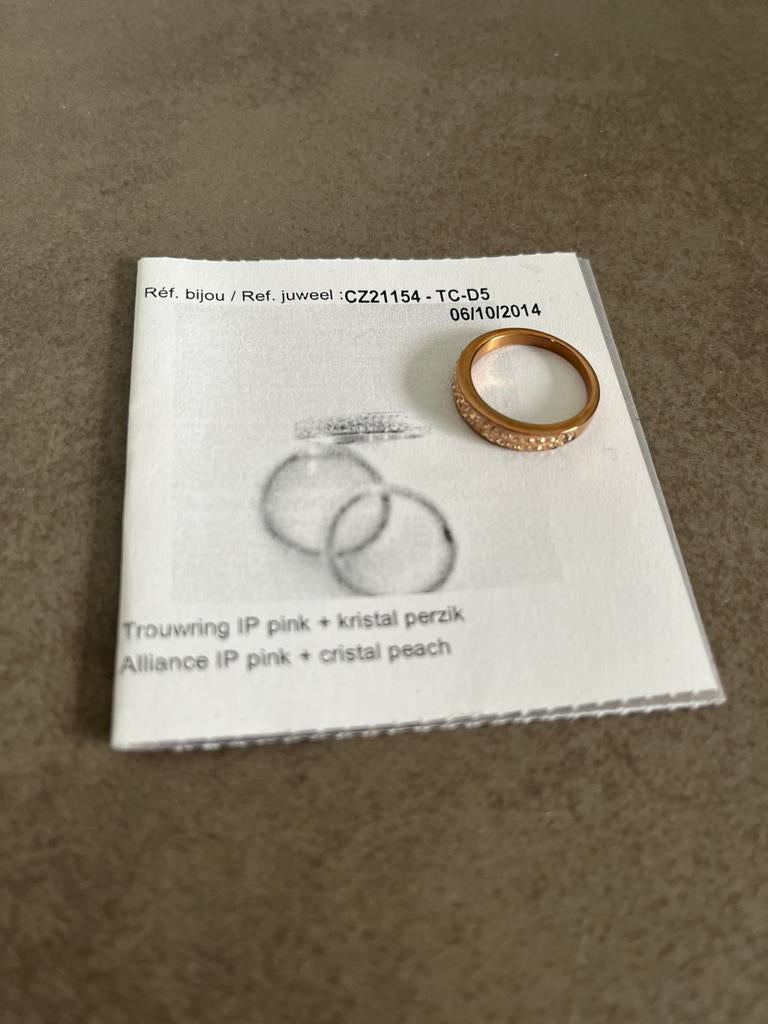 Ring Victoria Rosé, Handtassen en Accessoires, Ringen, Ophalen, Zo goed als nieuw, Goud