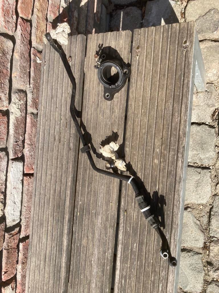 Honda slr 650  olieleiding spruitstuk, Ophalen, Gebruikt