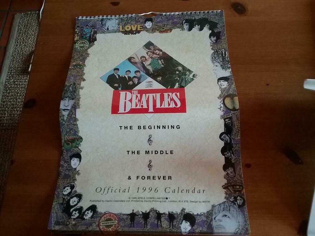 - CALENDRIER DES BEATLES 1996 OFFICIEL "APPLE CORPS LIMITED", Divers, Calendriers, Enlèvement ou Envoi, Calendrier mensuel, Utilisé