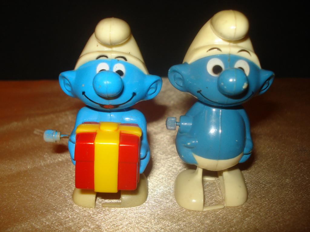 SCHTROUMPFS Lot de 2 Anciens Schtroumpfs Wind-Up 1980, Collections, Enlèvement ou Envoi, Utilisé, Autres Schtroumpfs, Poupée, Figurine ou Peluche