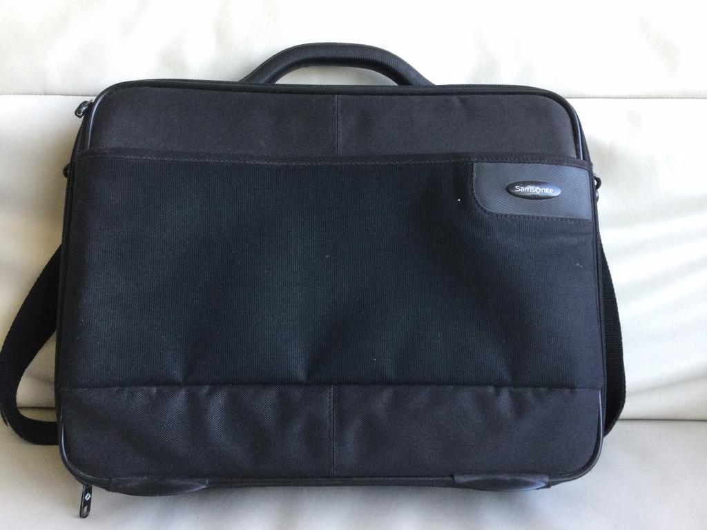 Sacoche noire pour ordinateur portable Samsonite, Informatique & Logiciels, Sacoches d'ordinateur portable, Enlèvement ou Envoi