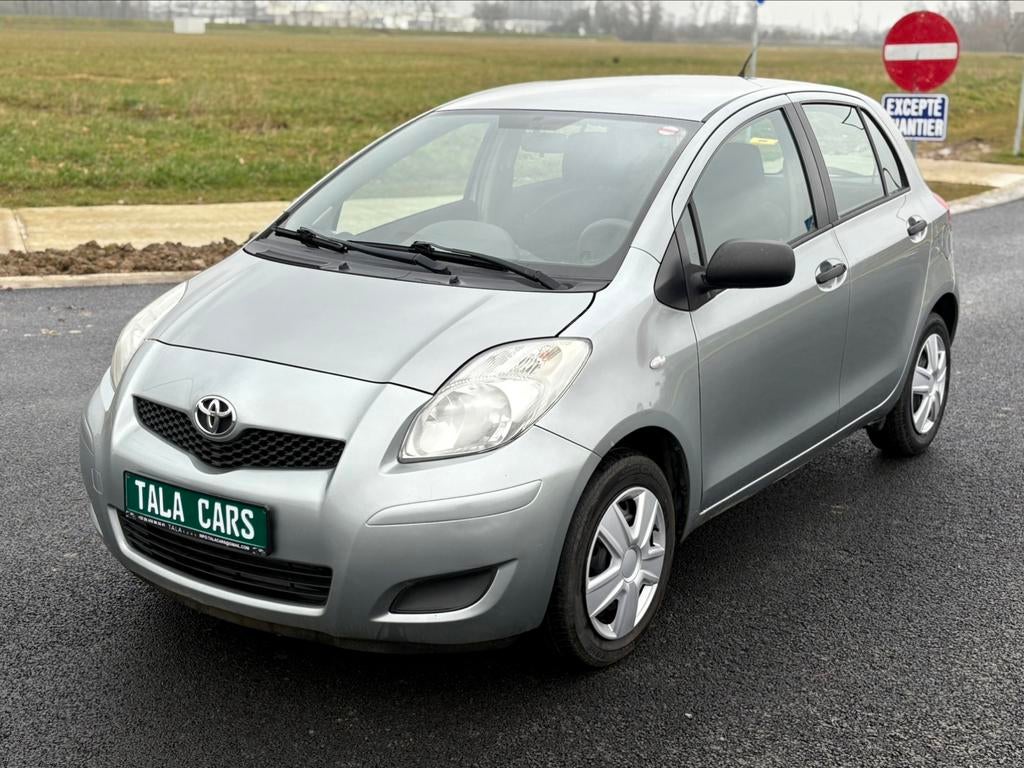 Toyota Yaris 1.0 VVT-I, Argent ou Gris, Achat, 998 cm³, Entreprise