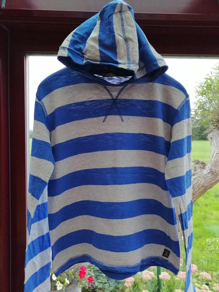 Tienerkledij, Ophalen, Zo goed als nieuw, Maat 48/50 (M), Oneil sweaterjas erbij