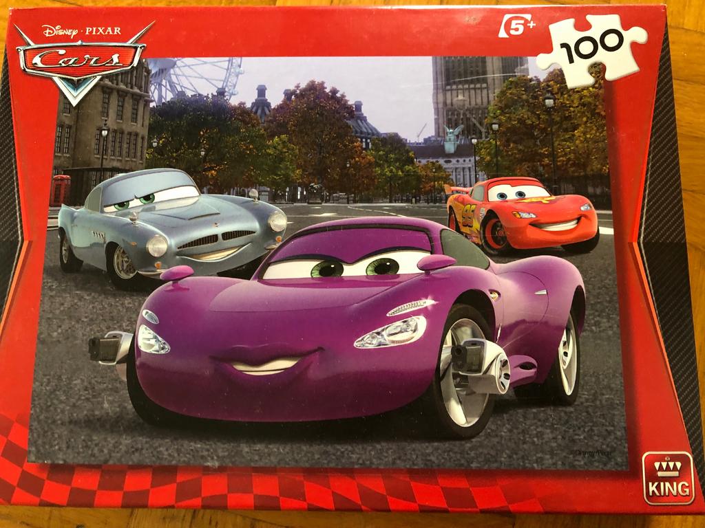 Puzzel cars 100 stukjes compleet Disney pixar, Ophalen of Verzenden, Meer dan 50 stukjes, Zo goed als nieuw, 4 tot 6 jaar