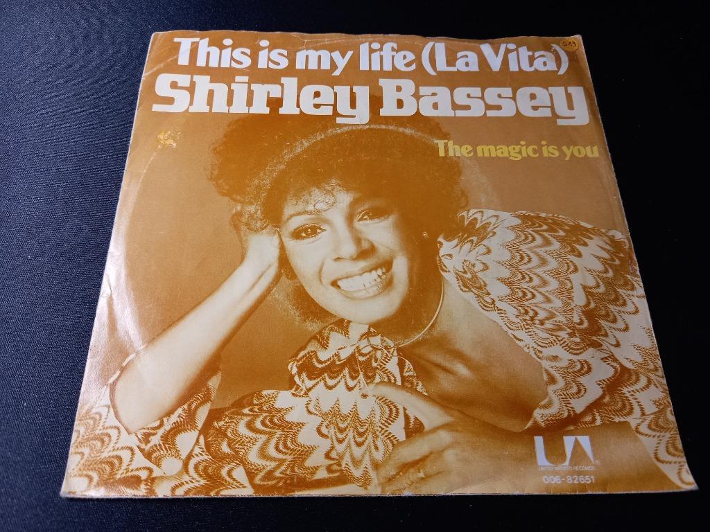 Shirley Bassey ‎– This Is My Life (La Vita) '7, Gebruikt, 7 inch, Single, Ophalen of Verzenden