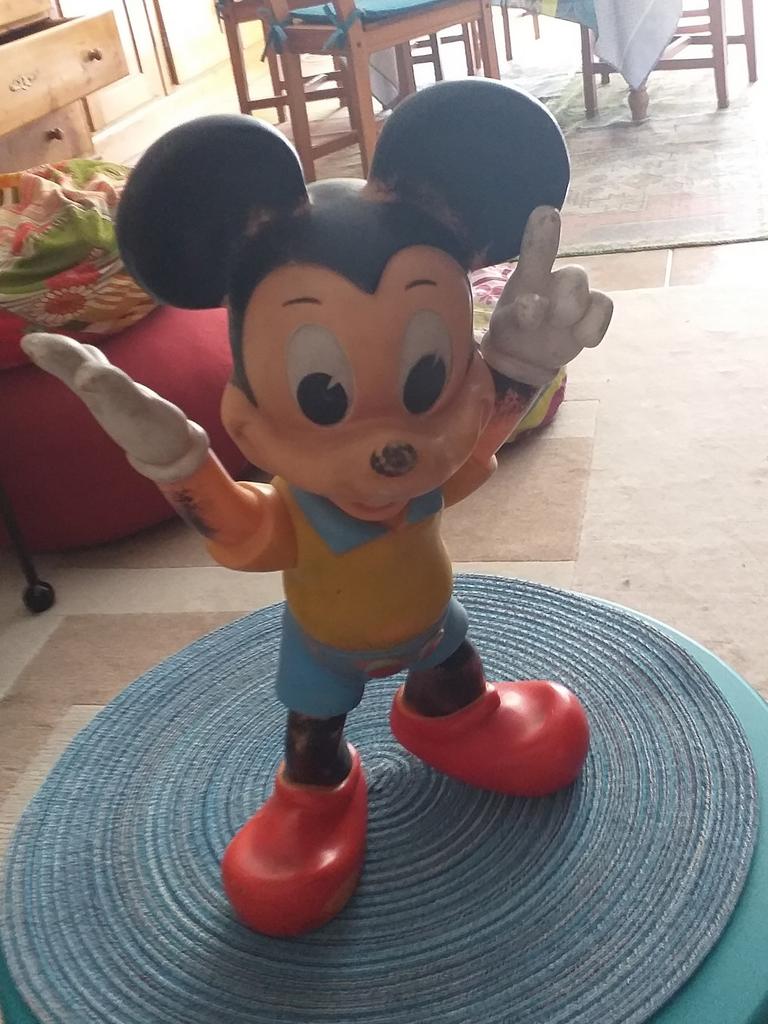 figurine pouet mickey, Enlèvement ou Envoi, Mickey Mouse, Utilisé, Statue ou Figurine