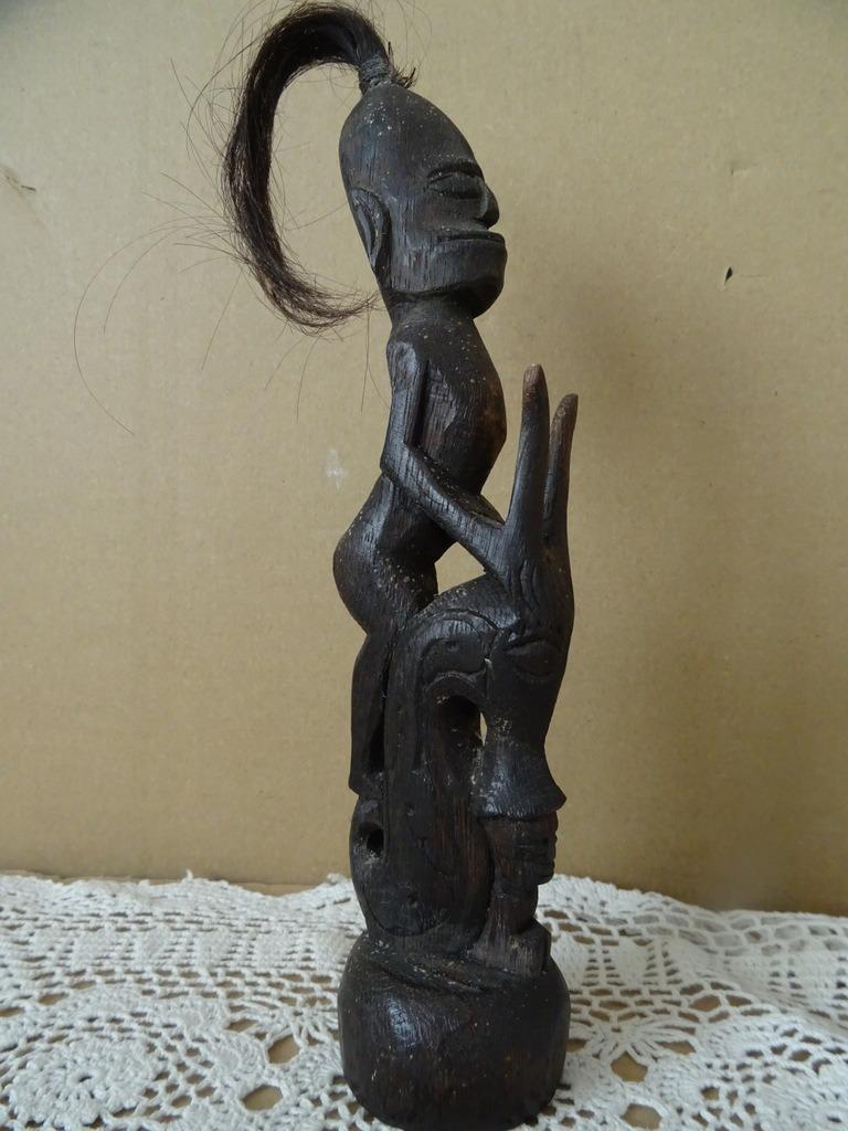 Statue Africaine statue mythologique d'ancêtre en bois 24cm, Enlèvement ou Envoi