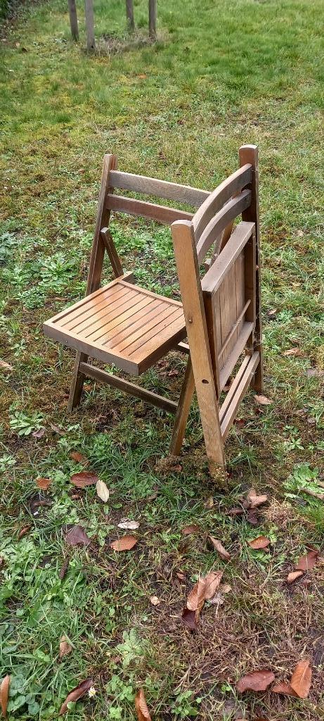 Chaises pliantes, Enlèvement, Bois