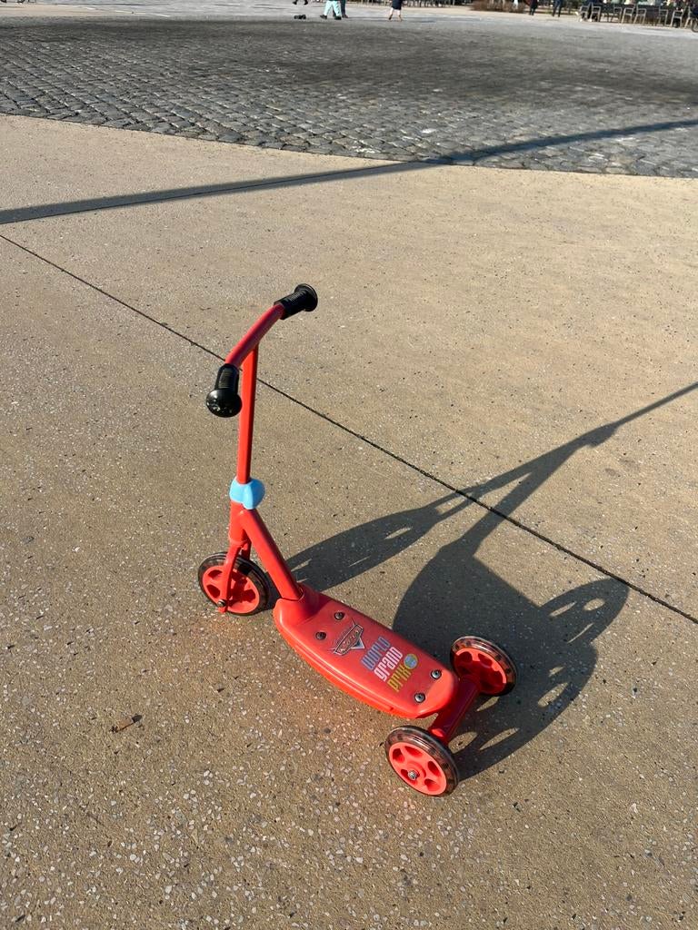 Trottinette rouge pour tout-petits Cars Disney Pixar, Enlèvement, Utilisé