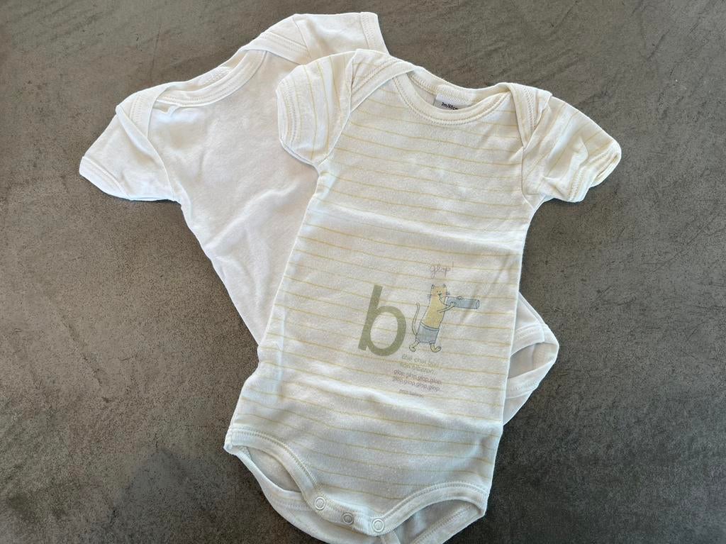 2 x body korte mouwen- Petit Bateau- maat 60, Enfants & Bébés, Garçon ou Fille, Enlèvement ou Envoi, Comme neuf, Petit Bateau