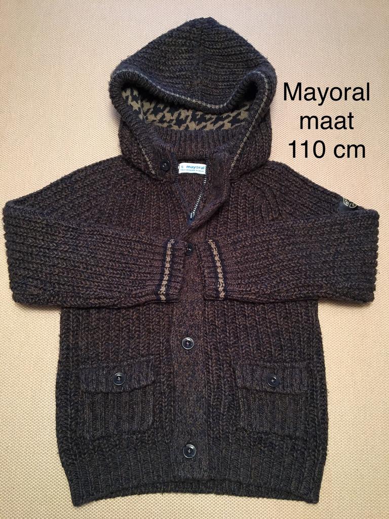 Jongens trui Mayoral maat 110 cm, Kinderen en Baby's, Ophalen of Verzenden, Zo goed als nieuw