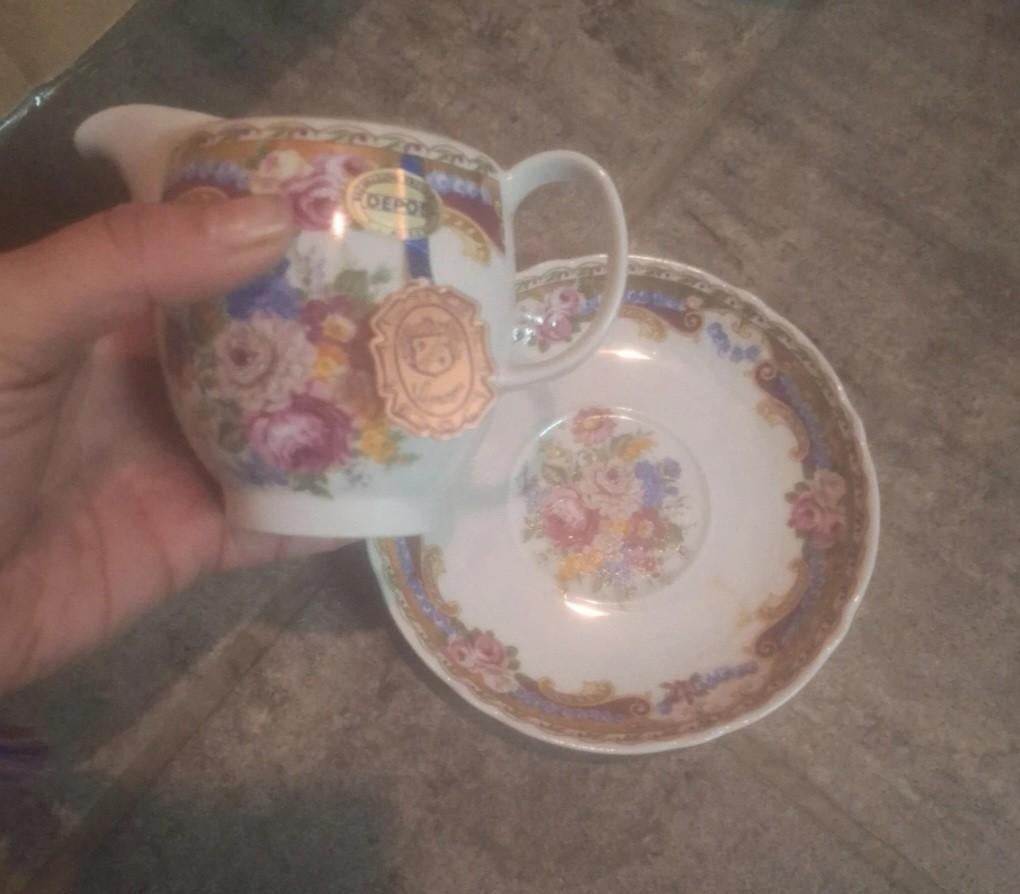 Porseleinen creamer met schotel uit Limoges, Ophalen of Verzenden