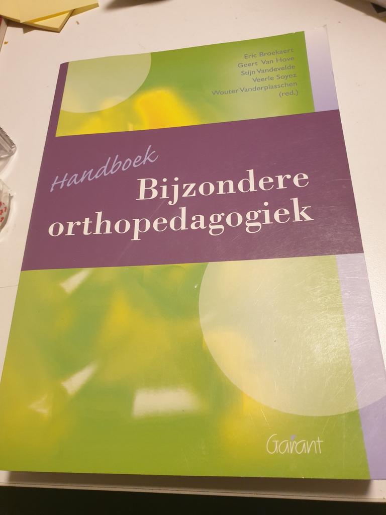 E. Broekaert - Handboek bijzondere orthopedagogiek, Ophalen of Verzenden, Zo goed als nieuw, E. Broekaert