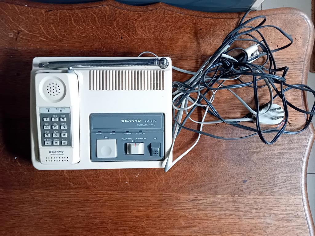 Phone Sanyo CLT-35A, Enlèvement ou Envoi, Utilisé, Bakélite