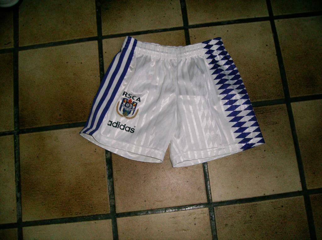 broekje voetbal anderlecht  adidas mt 116, Pantalon, Enlèvement ou Envoi, Utilisé, Adidas