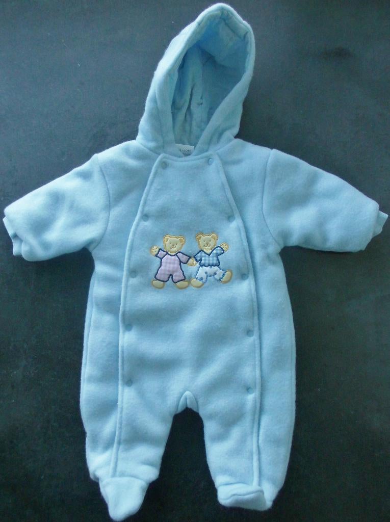 Grenouillère  bleu ciel de Naissance 2/3 mois très chaud, Enfants & Bébés, Vêtements de bébé | Taille 68, Comme neuf, Garçon ou Fille