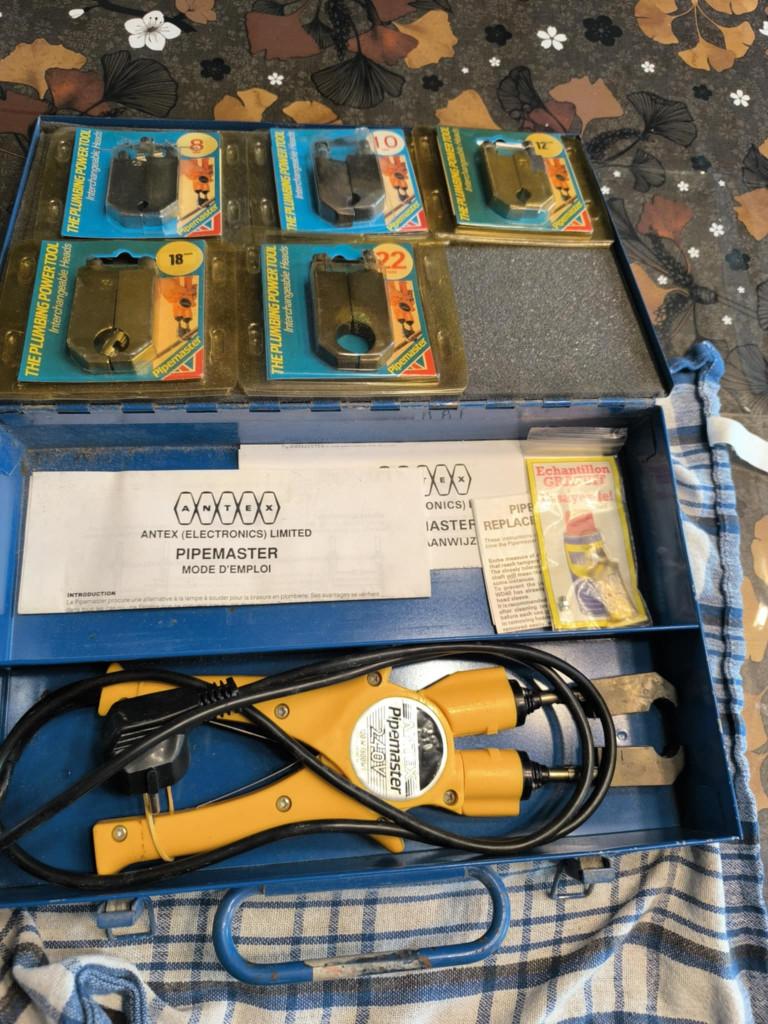 Soudeur électrique tuyaux de cuivre, Ophalen, Zo goed als nieuw
