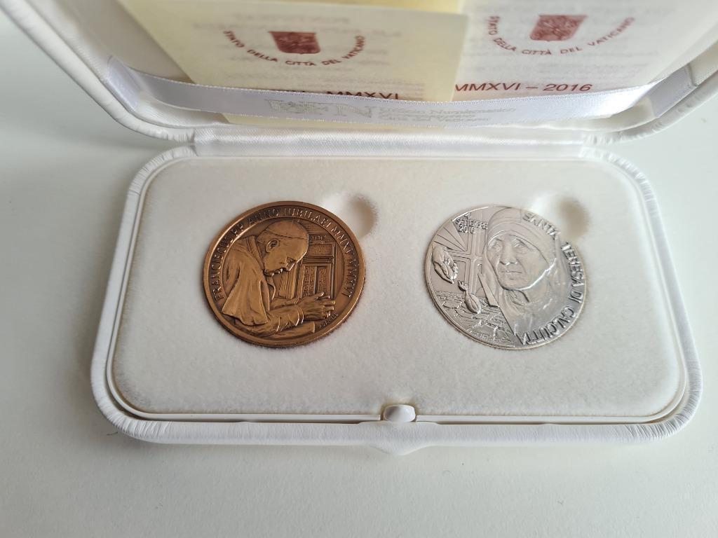 Vatican 2016 Médailles 1 argent + 1 Bronze  " Teresa ", Enlèvement ou Envoi, Argent