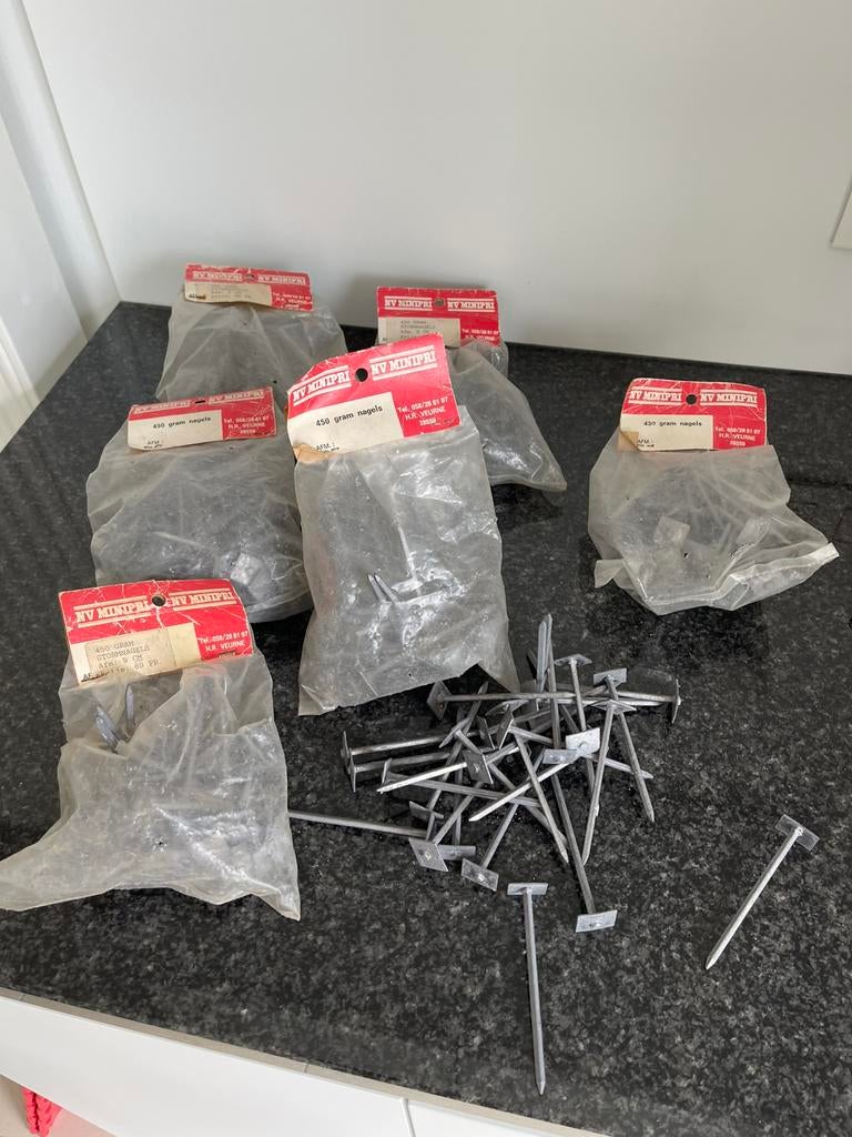 Stormnagels, Doe-het-zelf en Bouw, Hang- en Sluitwerk, Zo goed als nieuw, Ophalen of Verzenden