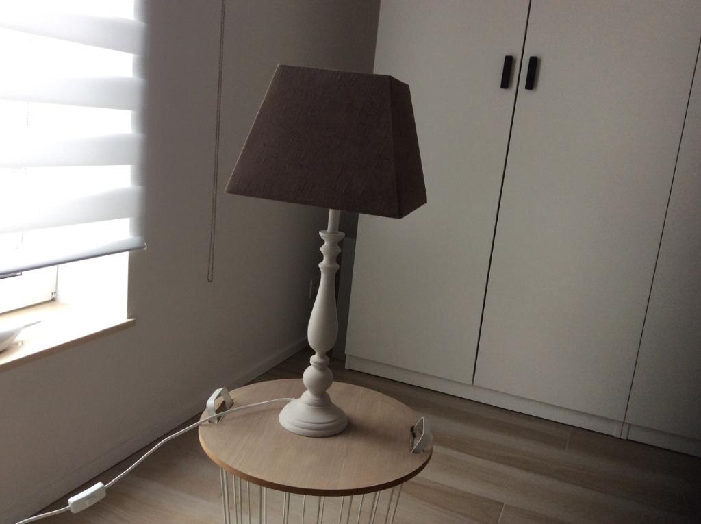 Lampe avec abat jour, Maison & Meubles, Lampes | Abat-jour, Enlèvement, Comme neuf, Beige, 50 cm ou plus