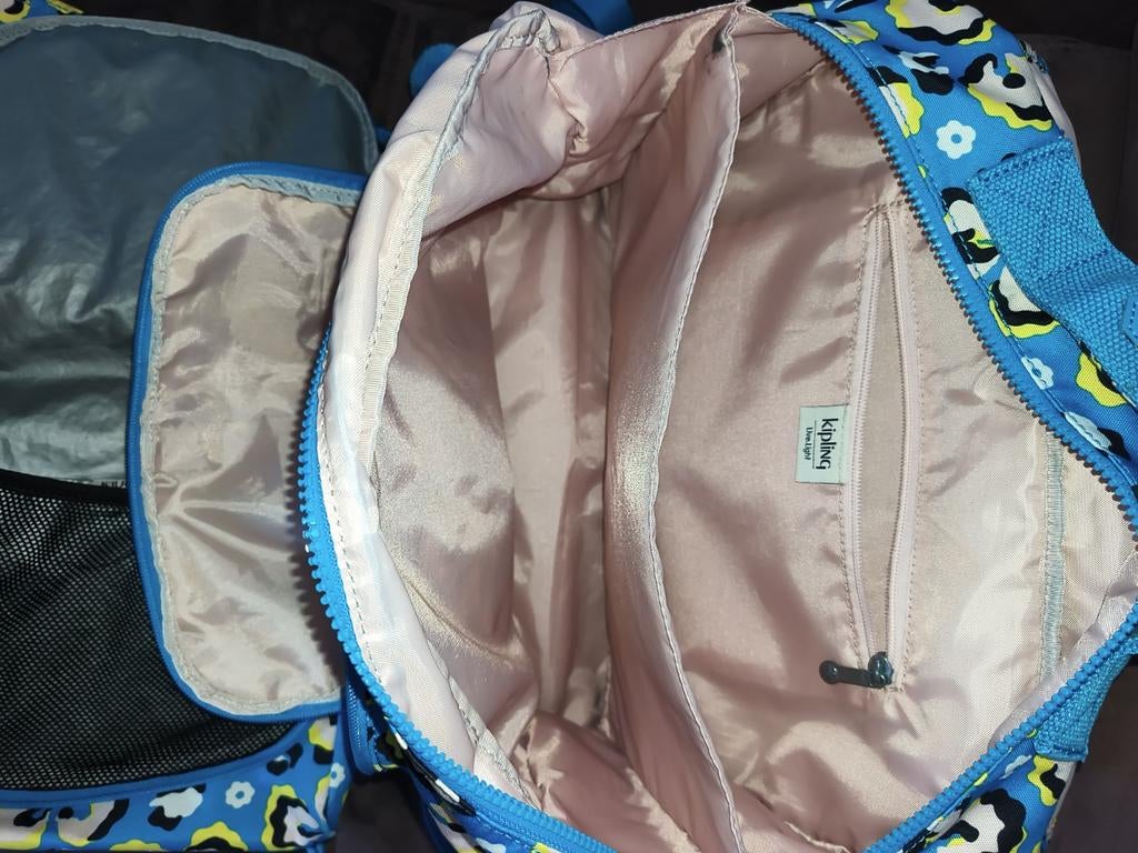 Cartable, sac lunch, sac de gym et plumier kipling, Enlèvement
