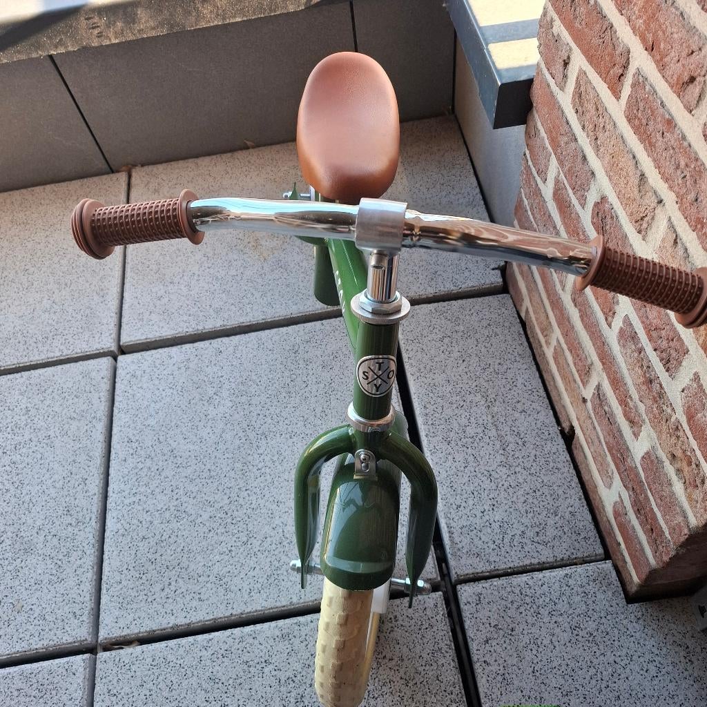 Groene loopfiets (STOY) – Peuter, Ophalen, Zo goed als nieuw, Loopfiets