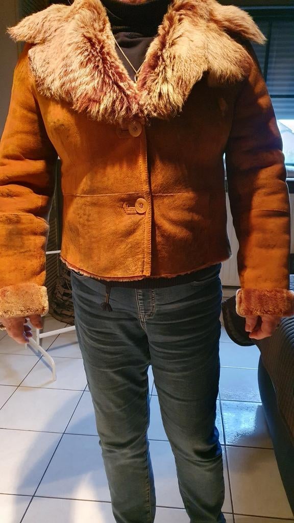 Veste courte daim fourrure, Enlèvement ou Envoi, Neuf