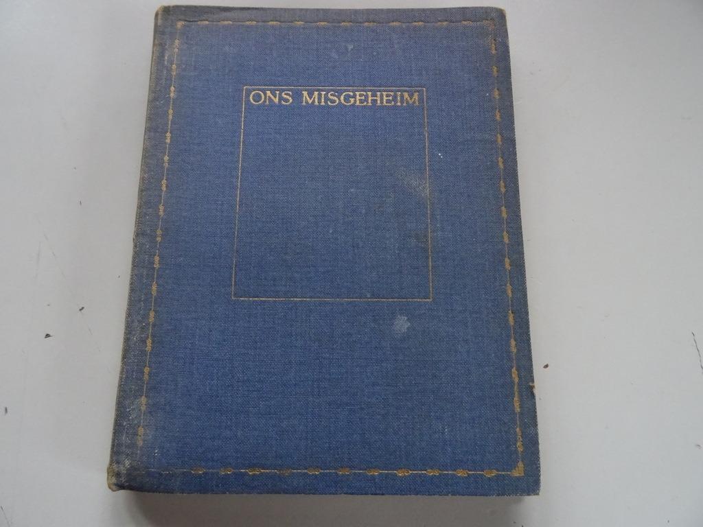 Oscar Huf Ons misgeheim Oscar Huf S.J. W. Roche 1e druk 1931, Christendom | Katholiek, Ophalen of Verzenden, Oscar Huf S.J., Gelezen