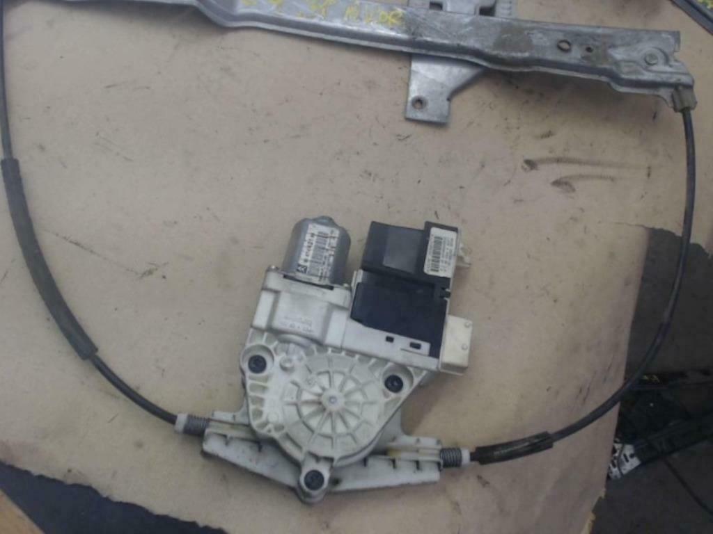 moteur de leve vitre  citroen c4 droit coupé, Ophalen, Gebruikt, Citroën