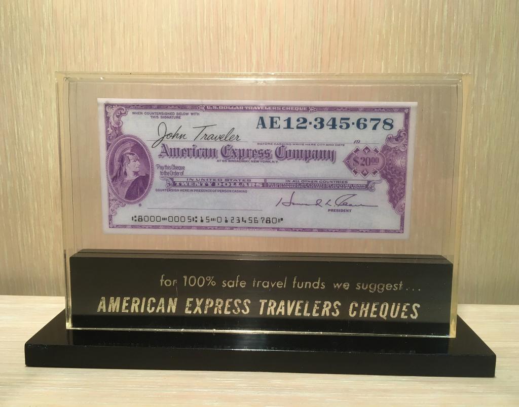 display publicitaire Amex Travelers cheques (60s vintage), Enlèvement ou Envoi, Utilisé, Autres types