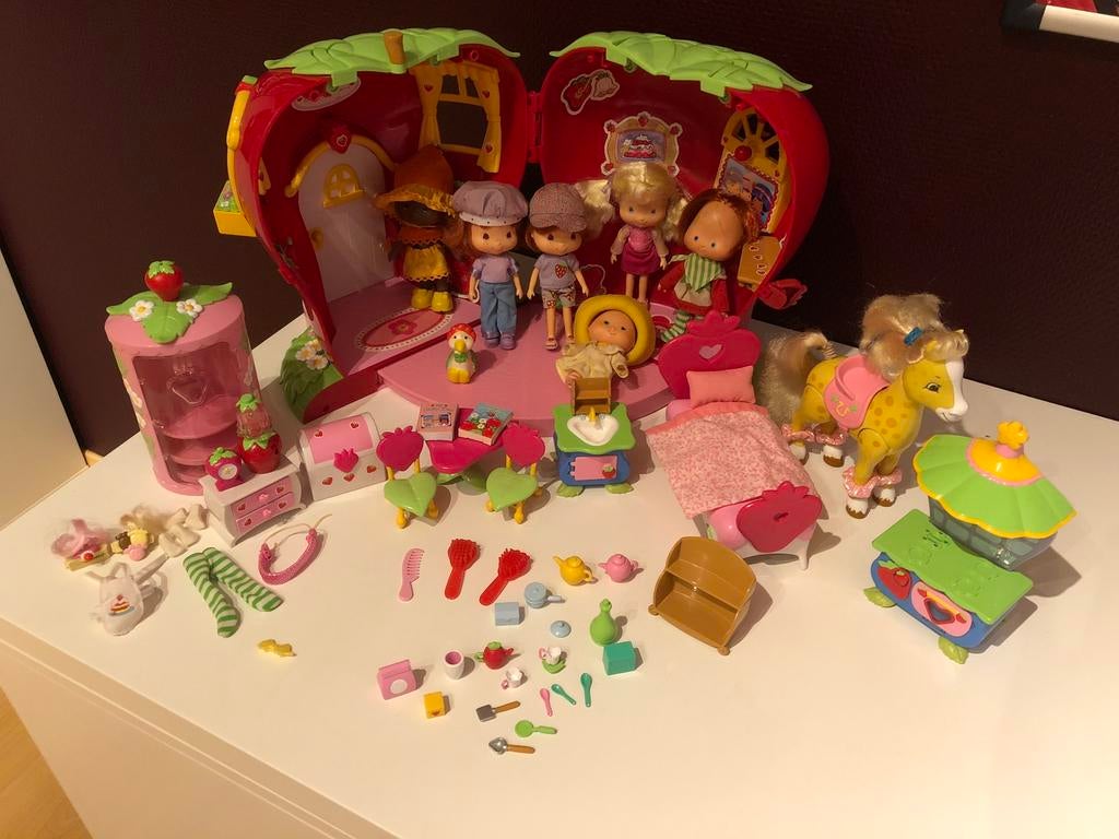 Maison Charlotte aux fraises + figurines, Ophalen of Verzenden