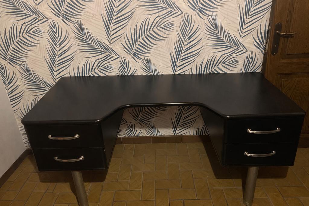 Bureau, Enlèvement, Utilisé