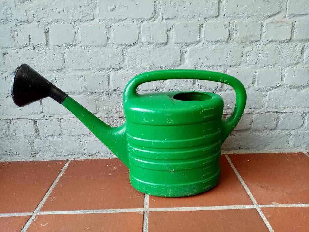 Grote gieter 13l, Jardin & Terrasse, Arrosoirs, Enlèvement, Utilisé, Synthétique