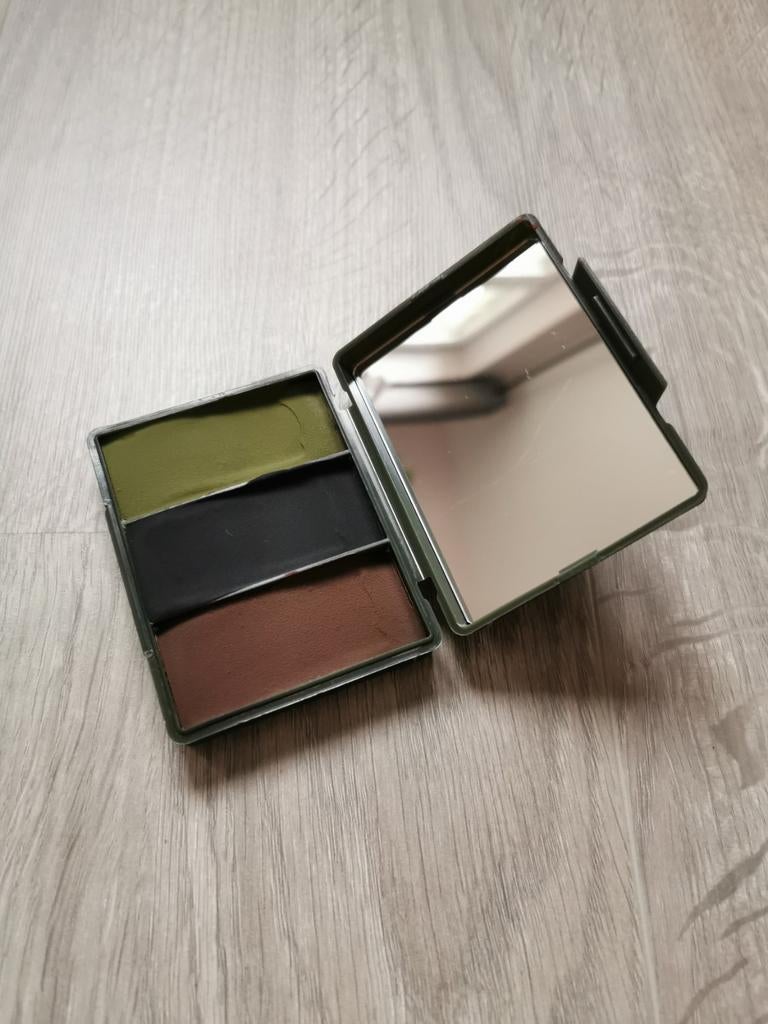 Make-up militair NIEUW!, Ophalen of Verzenden, Nieuw, Schmink