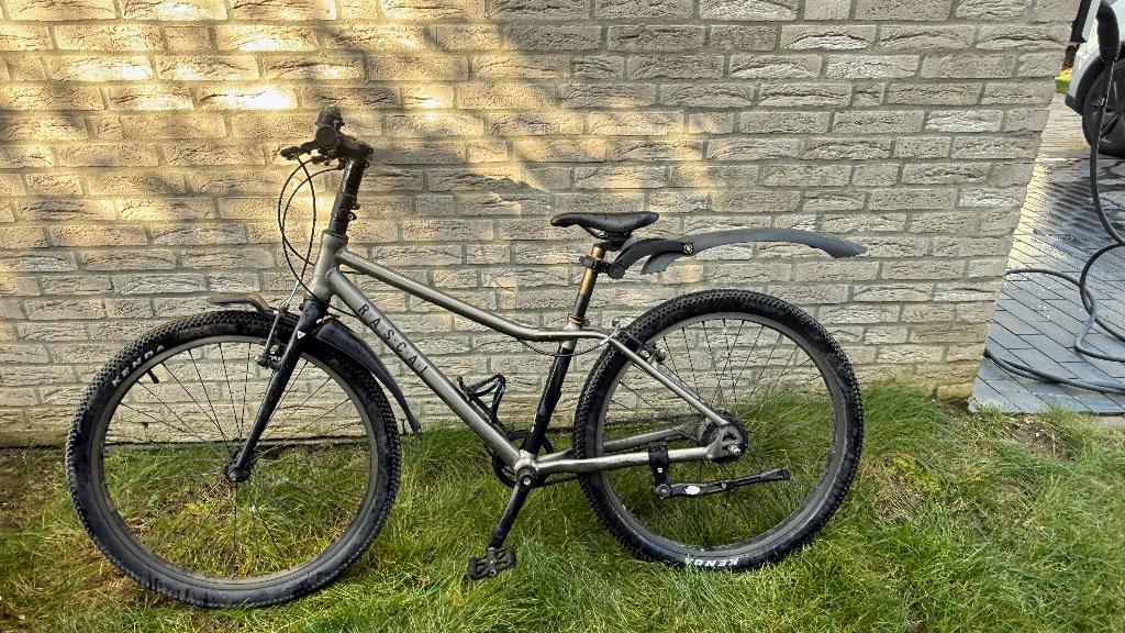Fiets 24 inch jongensfiets met rubberen riem - Rascal, Ophalen, Zo goed als nieuw, 24 inch, Versnellingen