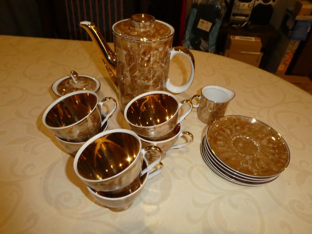 antiek compleet koffieservies.porcelein.bladgoud., Enlèvement