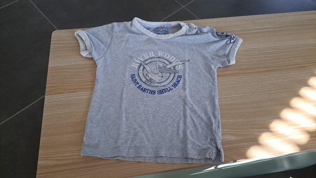 T-shirt River Woods maat 98 / 3 jaar, Kinderen en Baby's, Ophalen of Verzenden