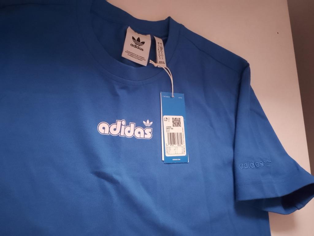 new t-shirt adidas GRFX tee small S print front stiksel mouw, Vêtements | Hommes, T-shirts, Neuf, Enlèvement ou Envoi, Adidas