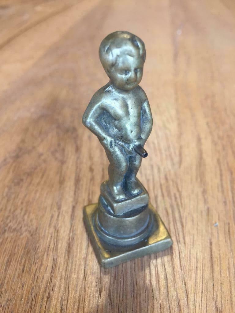 Oude manneken Pis, Koper/brons 62 mm H, Antiek en Kunst, Ophalen of Verzenden, Koper