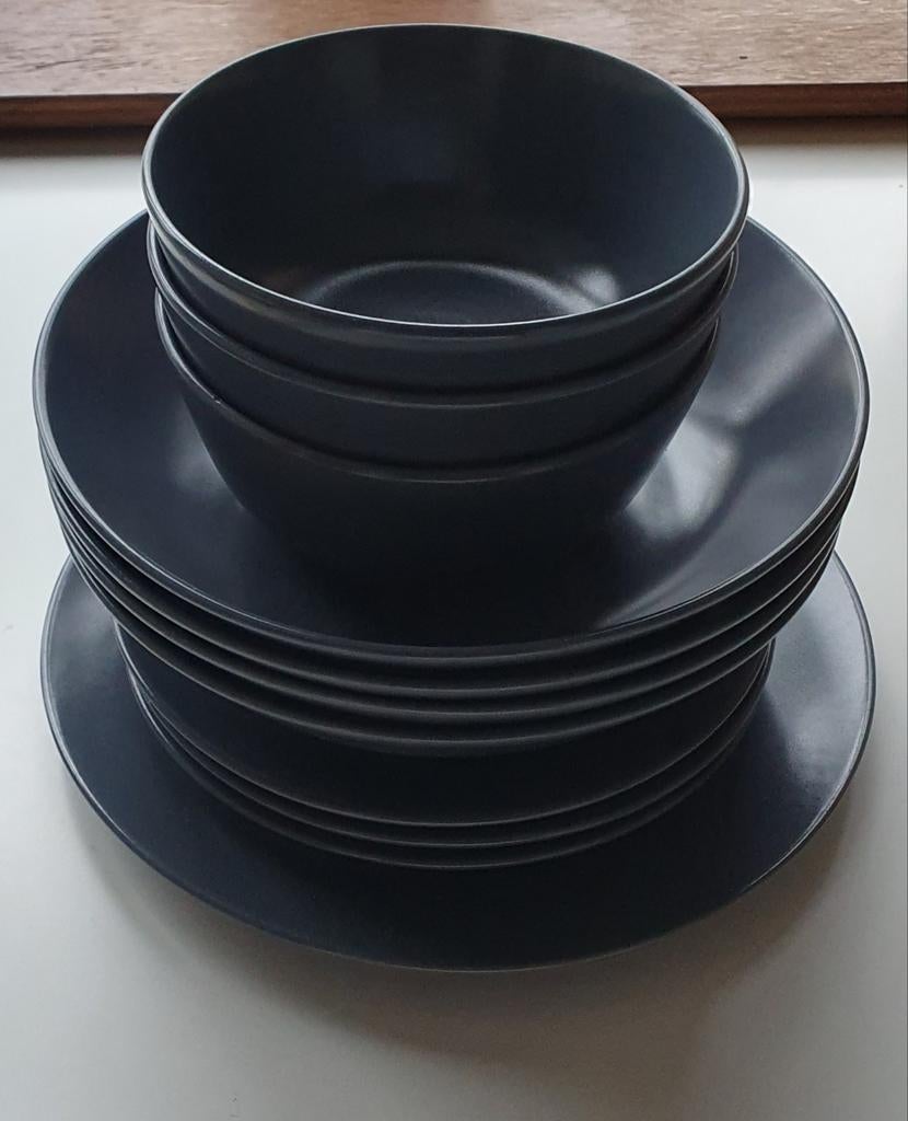 Ikea Dinera borden donkergrijs, Ophalen, Gebruikt, Compleet servies
