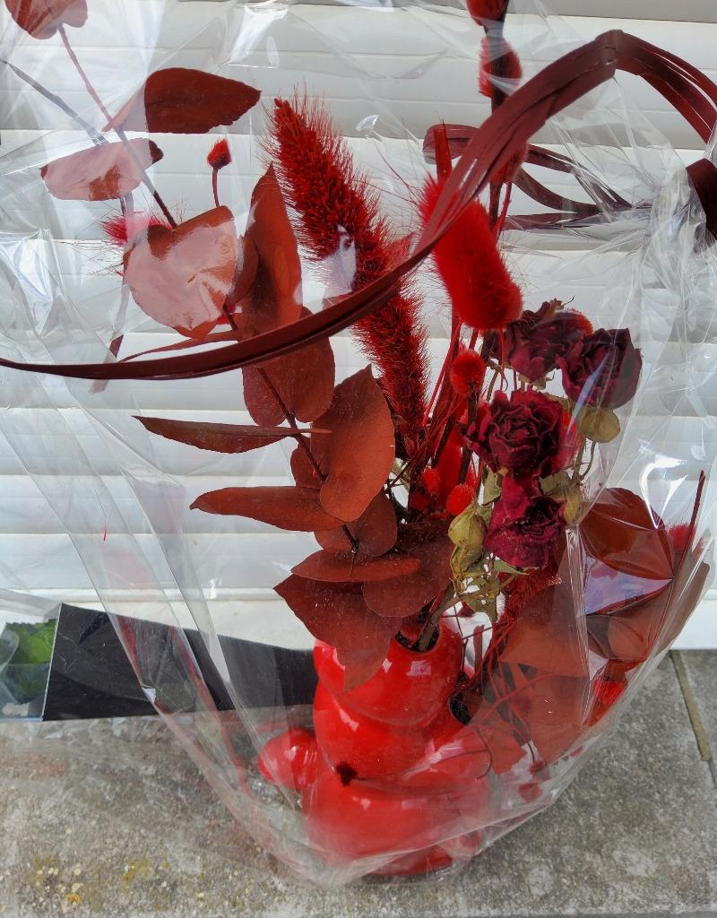 Arrangement de fleurs rouges bordeaux avec fleurs séchées +, Enlèvement ou Envoi, Neuf