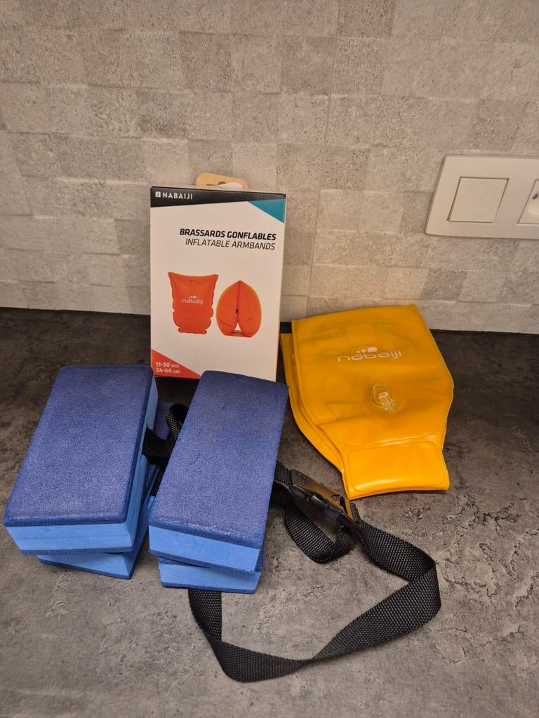 2 paar zwembandjes en een zwemgordel, Ophalen of Verzenden, Zo goed als nieuw, NABAIJI