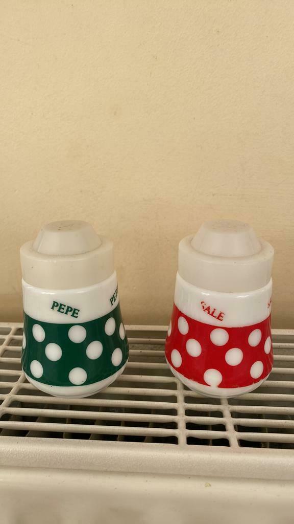 Paire d ancien pot selet poivre, Collections